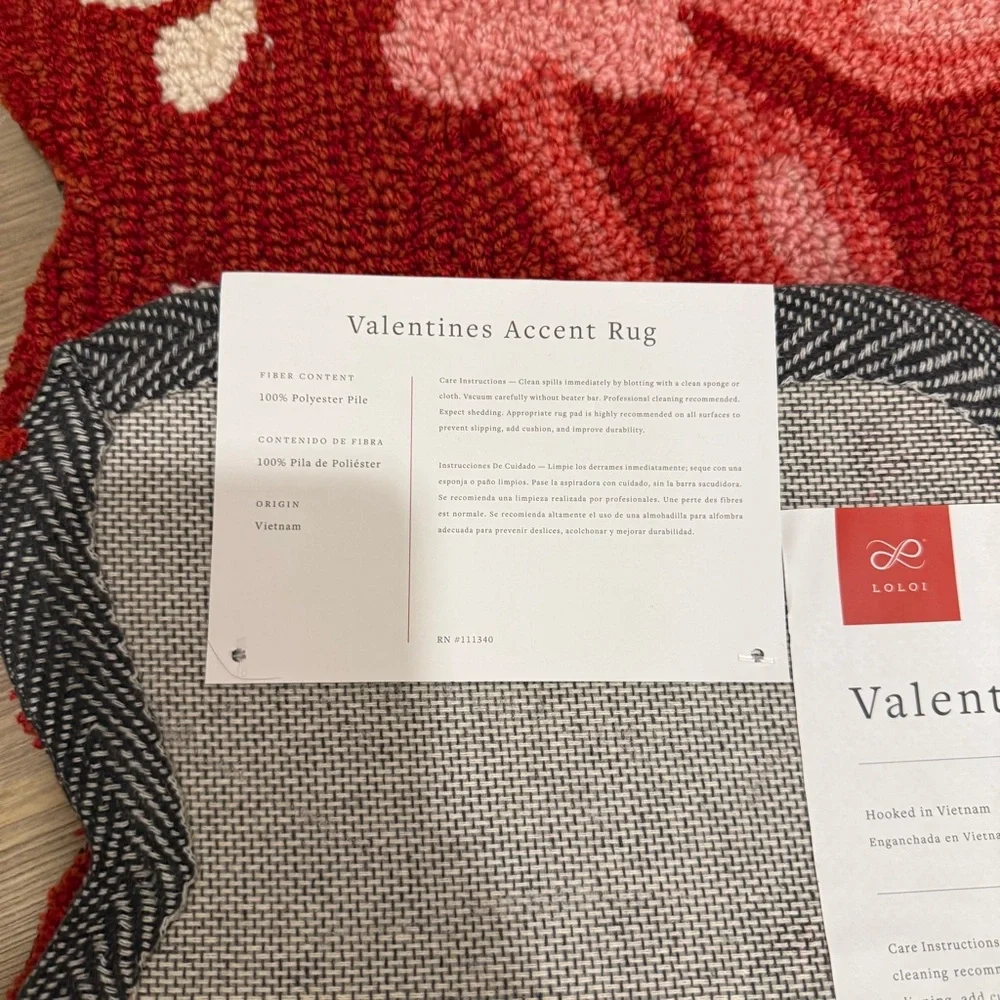 NWT LOLOI Valentines Rug